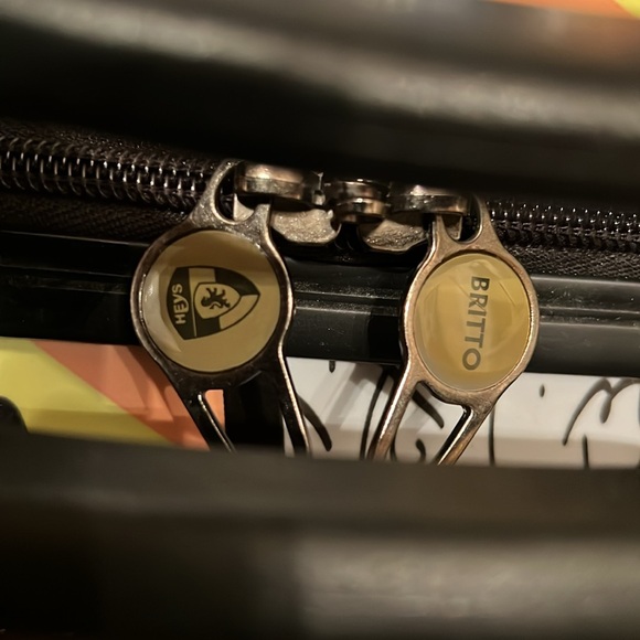 Hey Britto Hard Side Cosmetic Case - Picture 10 of 12